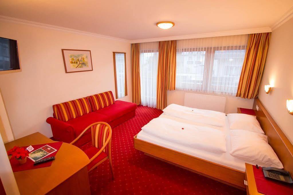 אלטנמרקט אים פונגאו Hotel Rosner מראה חיצוני תמונה